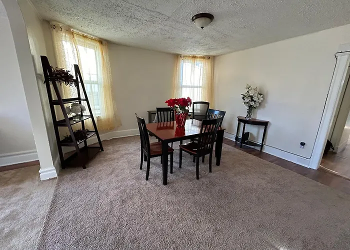 2F4-Chelsea Suites In-Unit Washer Dryer And Tv