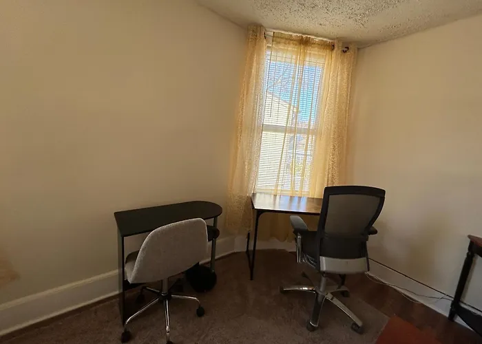 2F4-Chelsea Suites In-Unit Washer Dryer And Tv